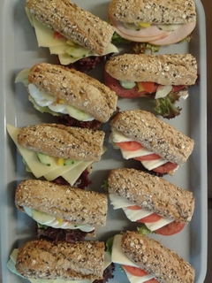 Verschiedene belegte Brötchen Verschiedene belegte Brötchen