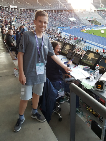 Bild von Herder-Schülern als Helfer beim ISTAF