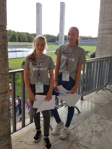 Bild von Herder-Schülern als Helfer beim ISTAF